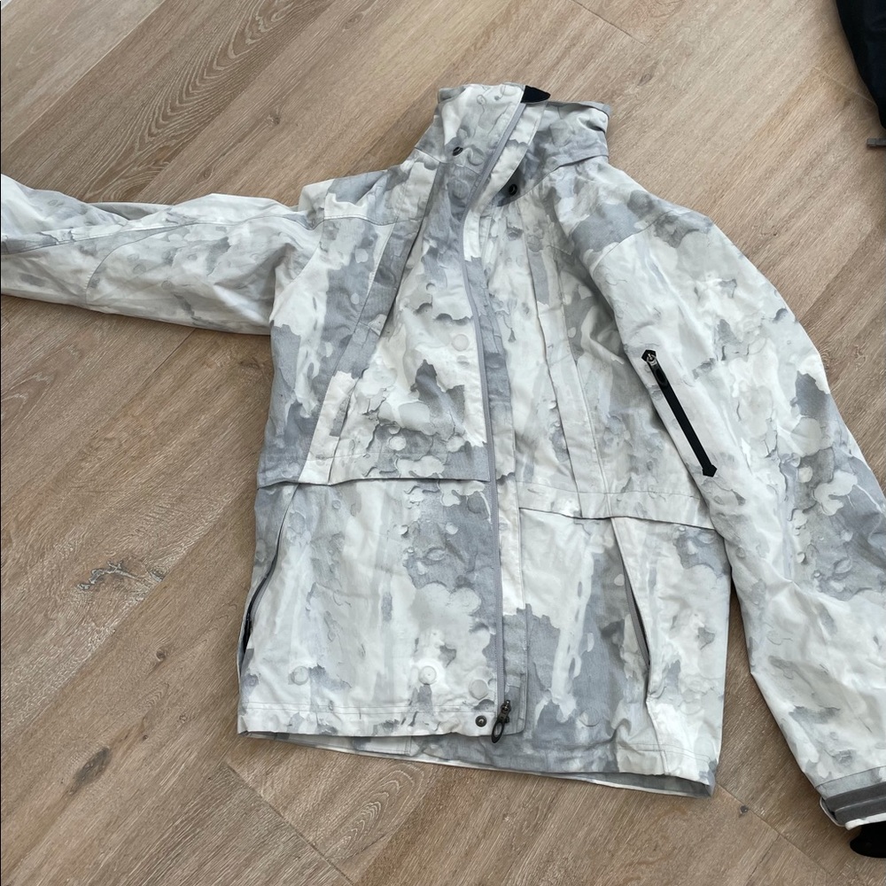 Men’s Oakley Ski Jacket